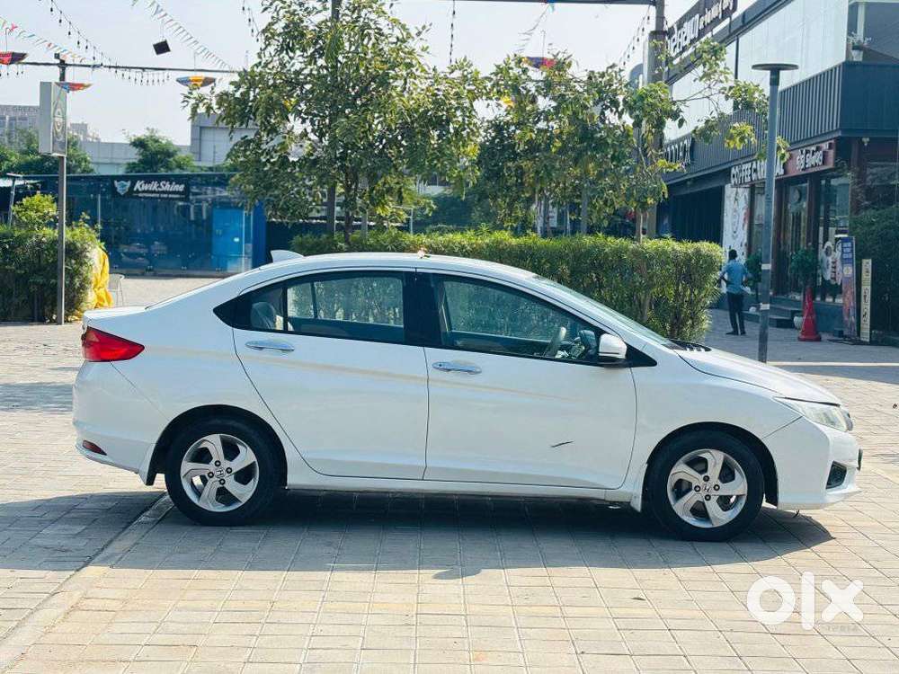 Honda City V Mt, 2015, Cng & Hybrids