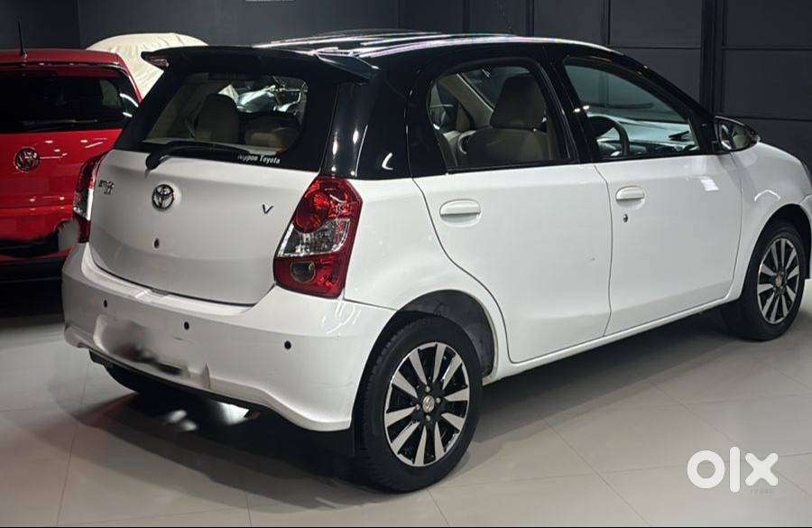 Toyota Etios Liva 2018 1.2 Vx Dual Tone Petrolsingle Owner47000 Km