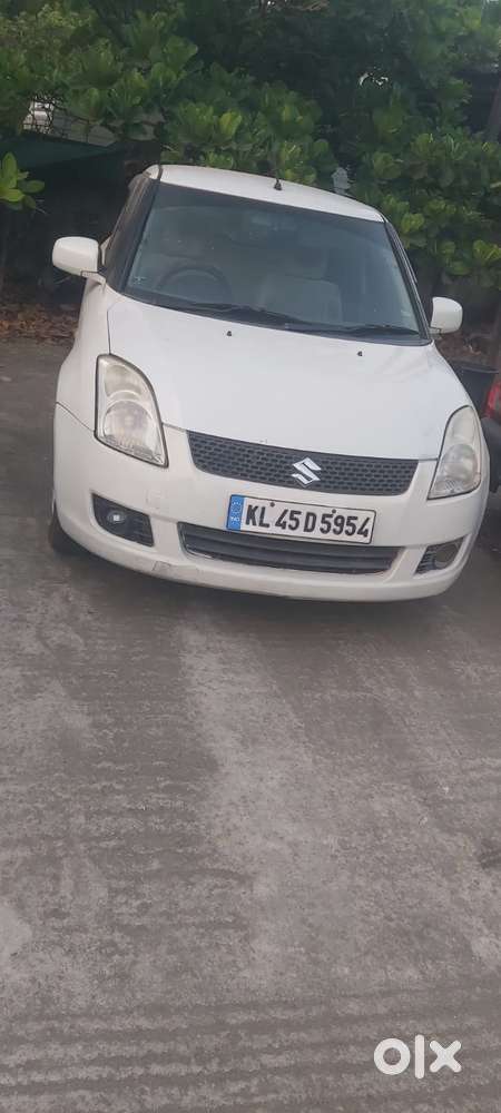 Maruti Suzuki Swift 1.3 Vxi, 2010, Petrol