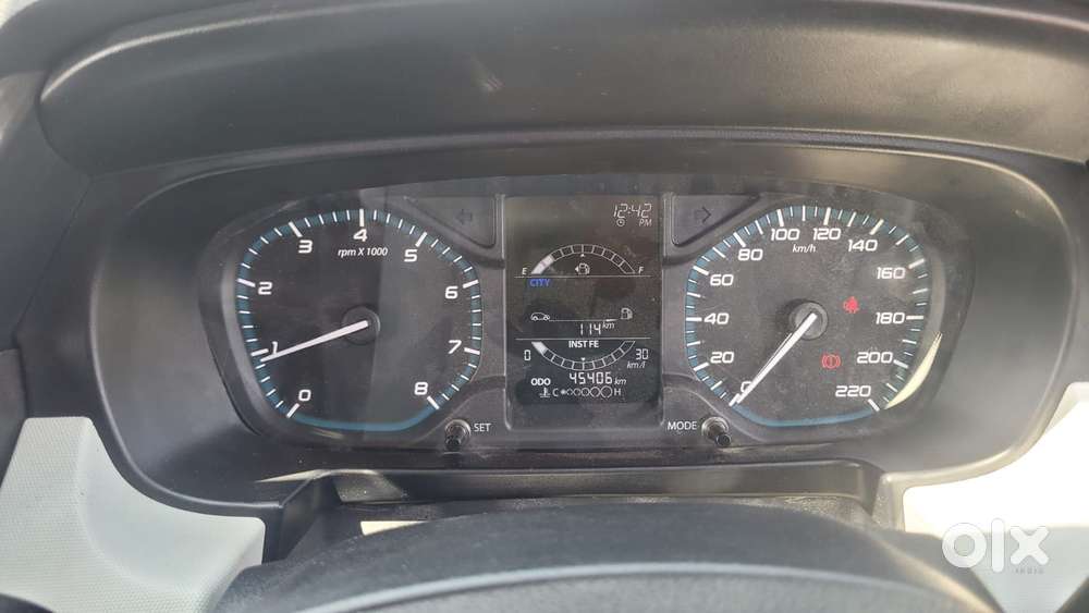 Tata Punch Pure, 2022, Petrol