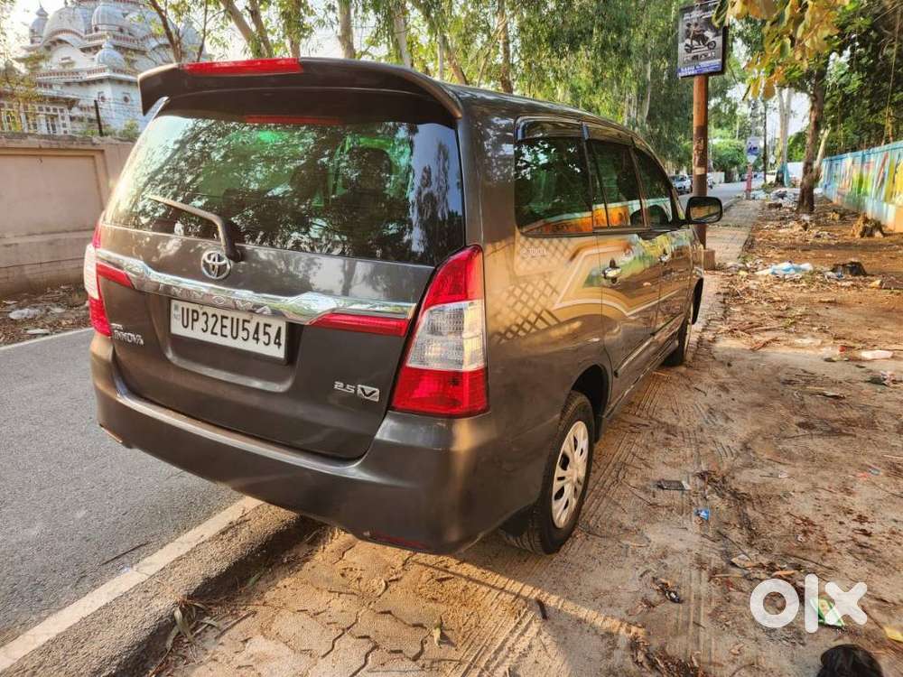 Toyota Innova 2.5 E Diesel Ms 7-seater, 2013, Diesel