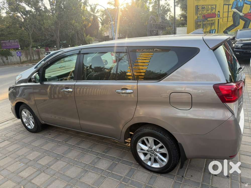Toyota Innova Crysta 2019