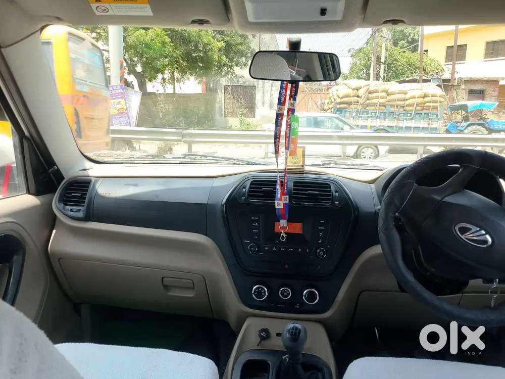 Mahindra Tuv 300 2017 Diesel 730000 Km Driven
