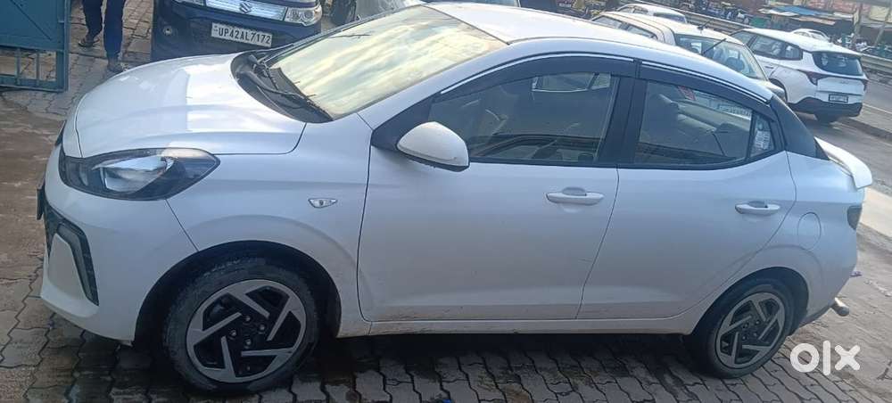 Hyundai Aura 2025 Cng