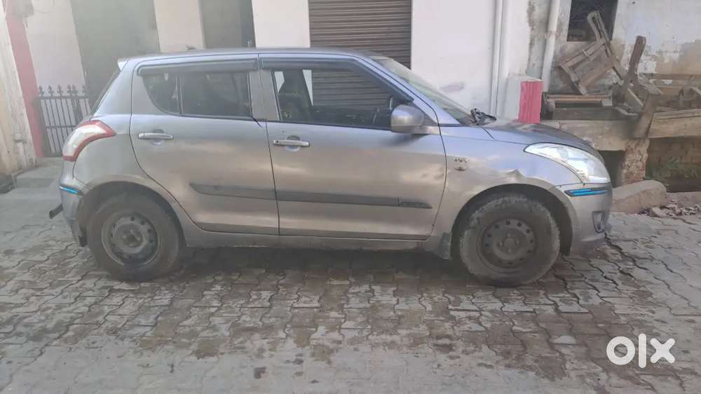 Maruti Suzuki Swift 2014 Cng & Hybrids 137000 Km Driven