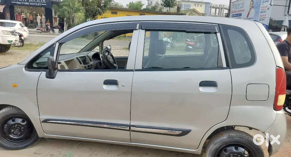 Maruti Suzuki Zen Estilo 2010