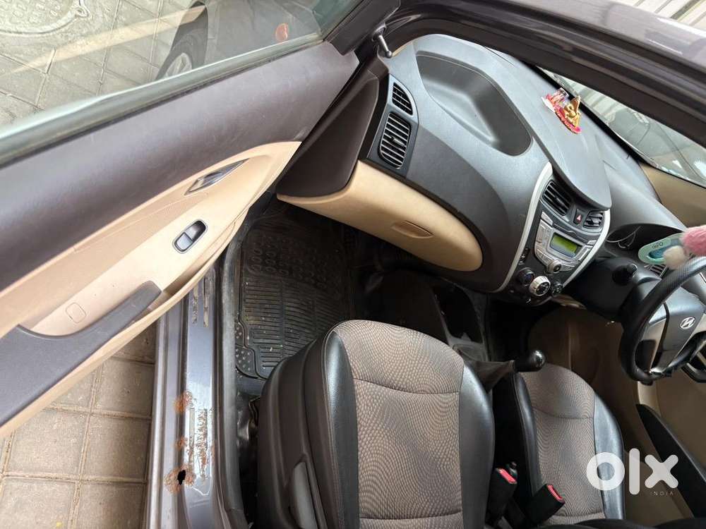 Hyundai Eon Petrol 24000 Km Driven