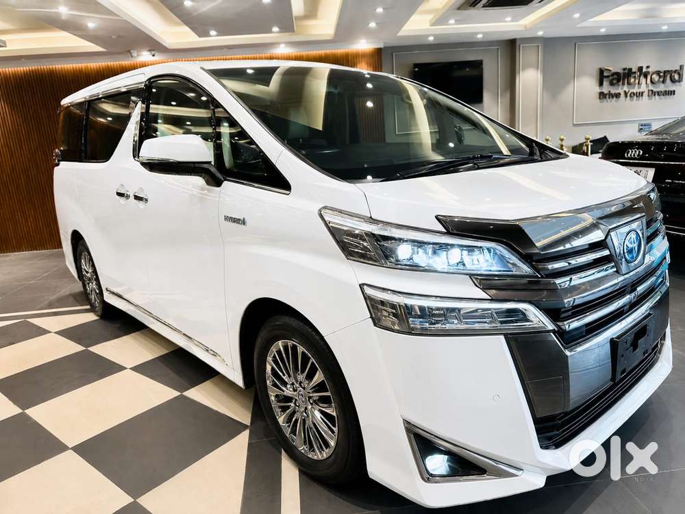 Toyota Vellfire Vip – Executive Lounge, 2021, Petrol