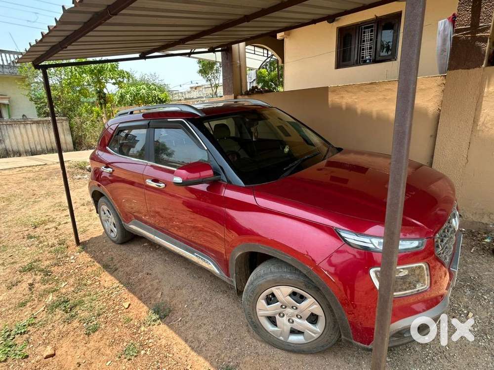 Hyundai Venue 2021 Petrol 41000 Km Driven
