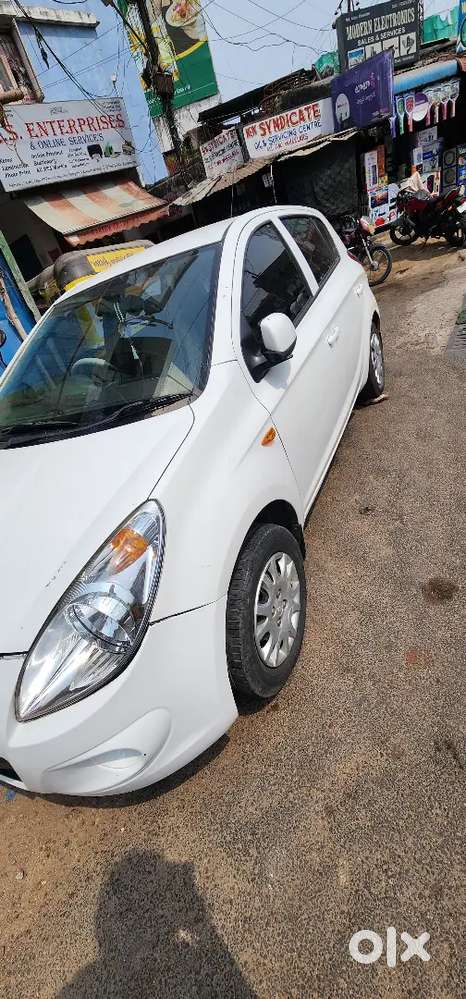 Hyundai I20 2010 Car