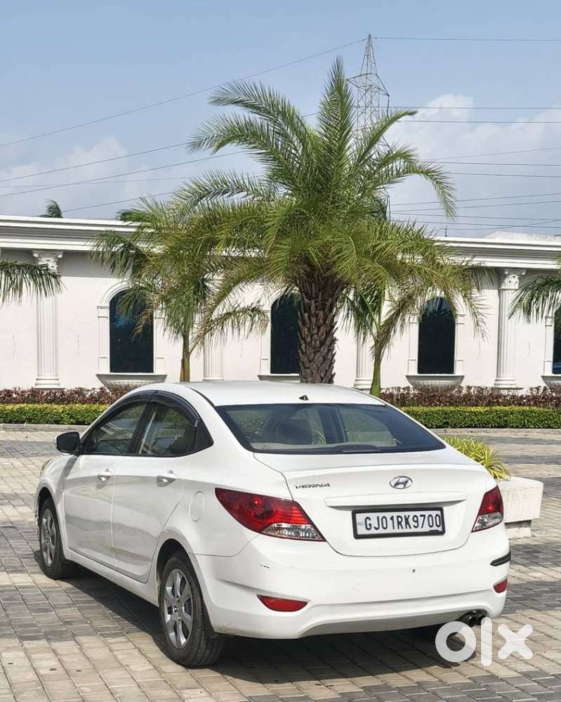 Hyundai Verna Crdi 1.4 E, 2015, Diesel