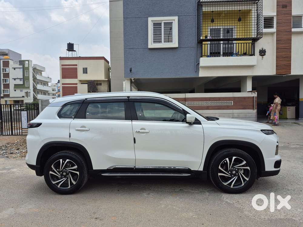 Maruti Suzuki Grand Vitara Smart Hybrid Alpha, 2025, Petrol