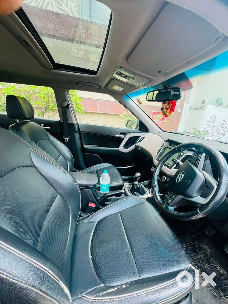 Black Creata Best Condition + Sunroof