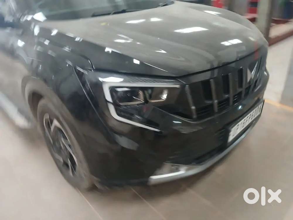 Mahindra Xuv700 Ax7 2026