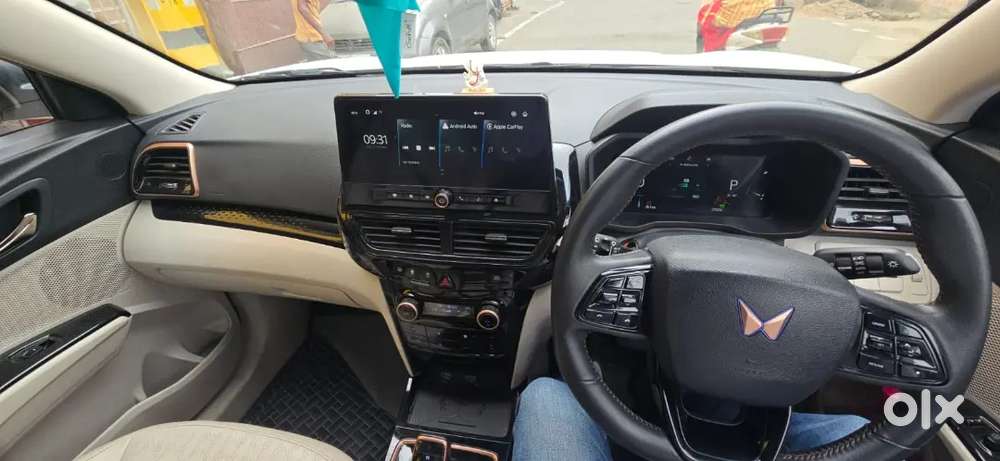 Mahindra Xuv400 Electric 2025 Automatic