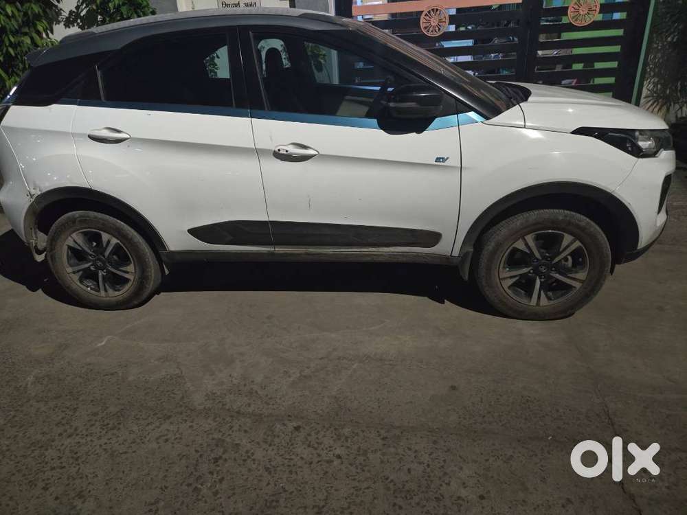 Nexon Ev Max