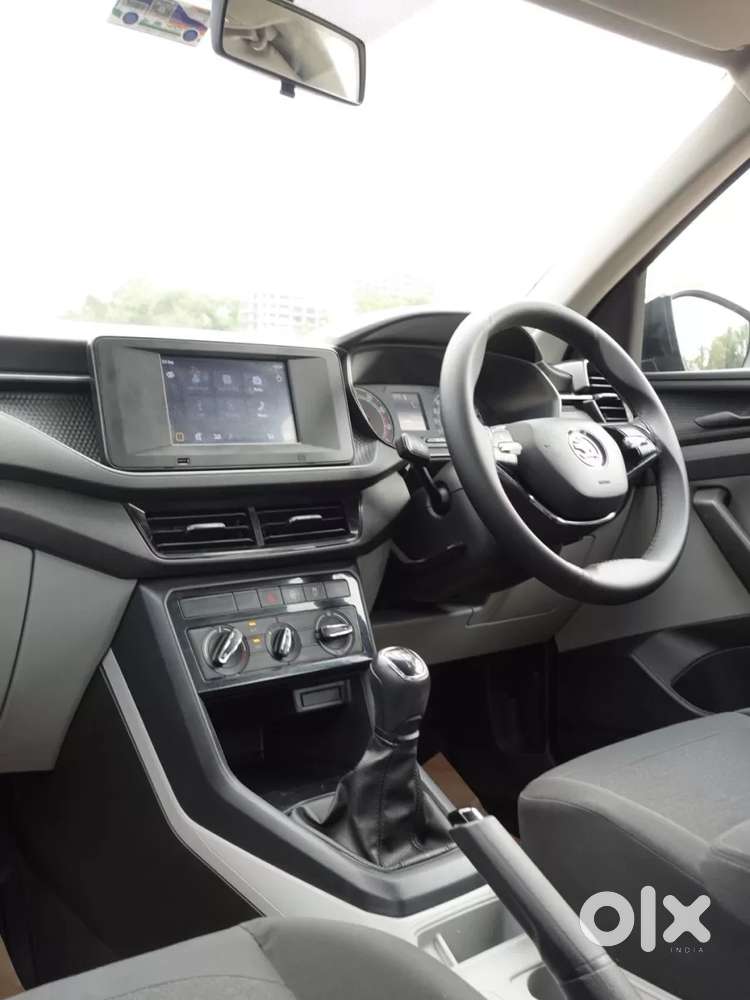 Skoda Kushaq Active 1.0 Tsi Mt, 2022, Petrol