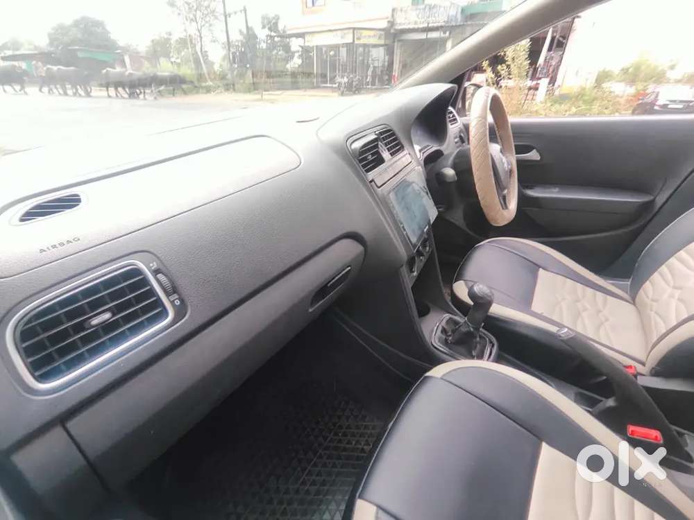  Volkswagen Ameo Top Modal