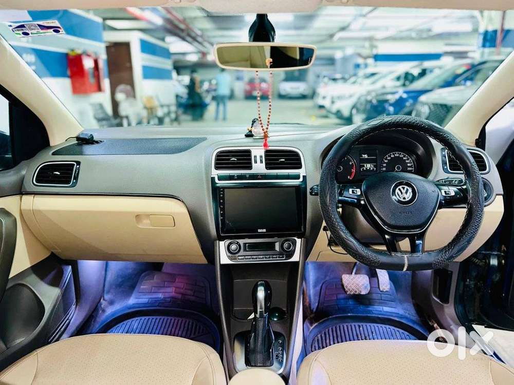 Volkswagen Vento 1.2 Tsi Highline Plus At, 2016, Petrol