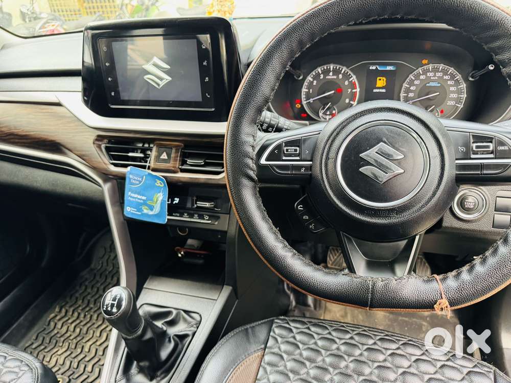 Maruti Suzuki Brezza 1.5 Zxi Smart Hybrid, 2024, Petrol