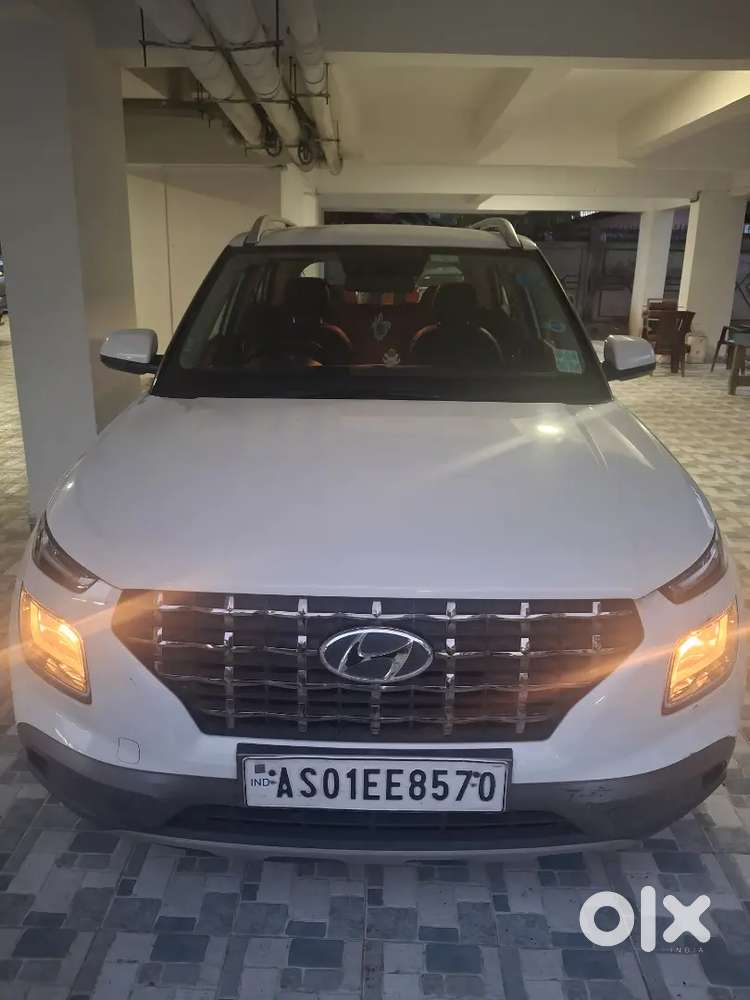 Hyundai Venue 2019 Petrol Well Maintained