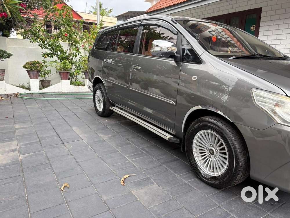 Toyota Innova 2013 Diesel 48000 Km Driven