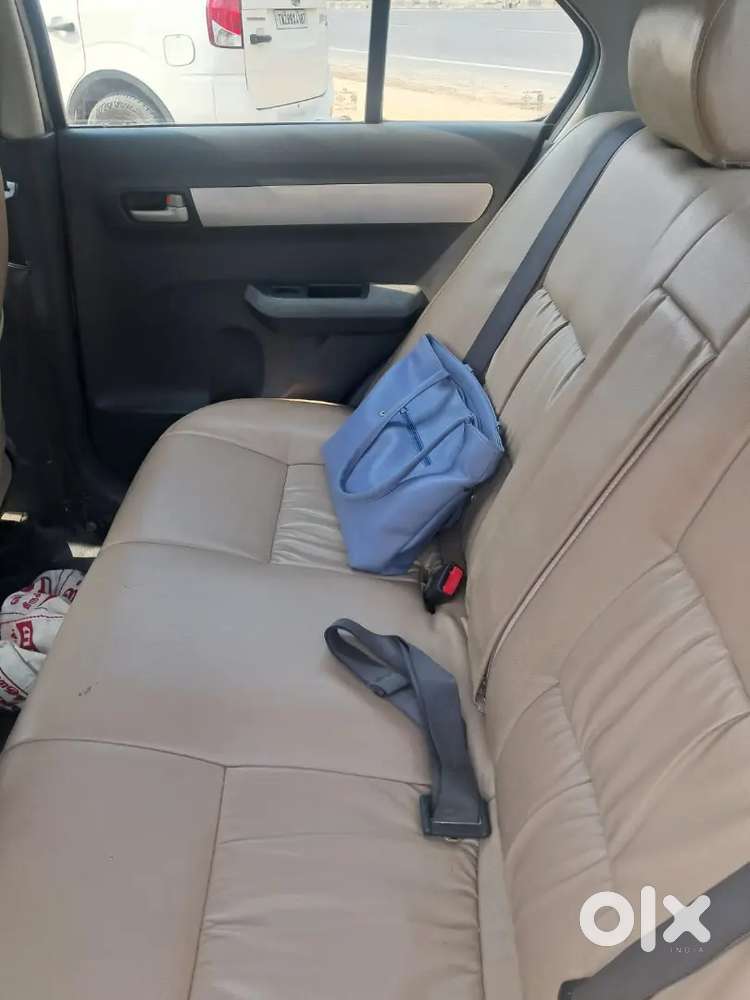 Maruthi Suzuki Swift Dzire (2010)