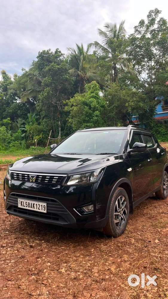 Mahindra Xuv 300 W6 Petrol Manual 2024