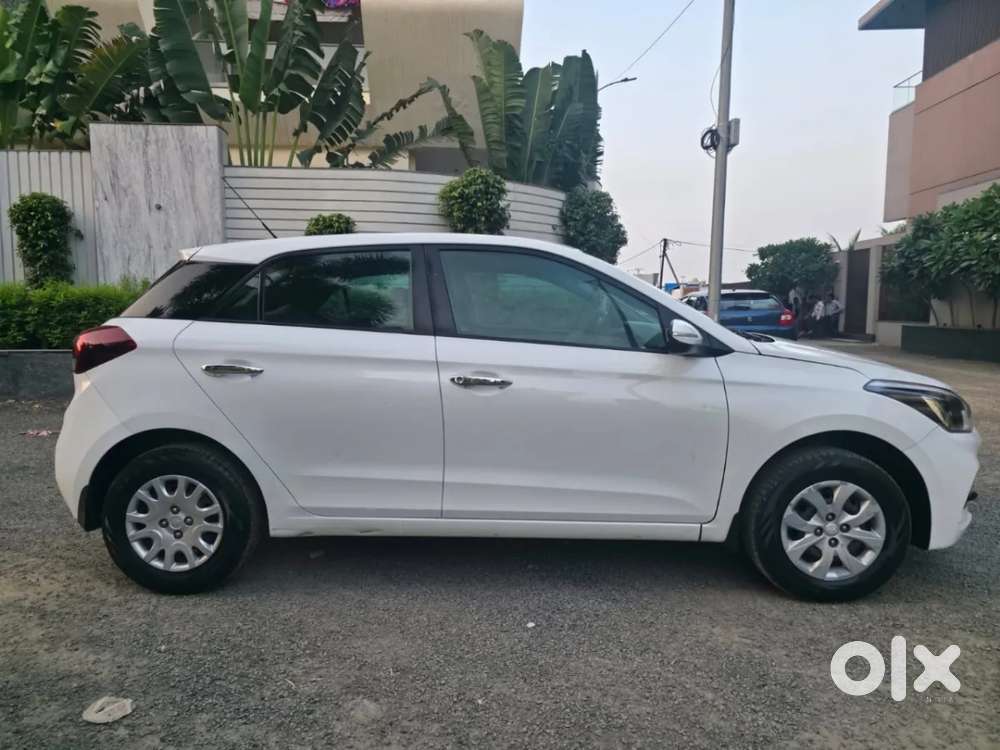 Hyundai Elite I20 [ ] 1.2 Sportz, 2018, Petrol