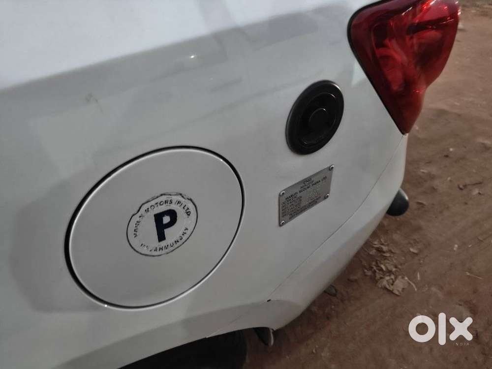 Maruti Suzuki Dzire 1.2 Vxi Cng, 2023, Cng & Hybrids