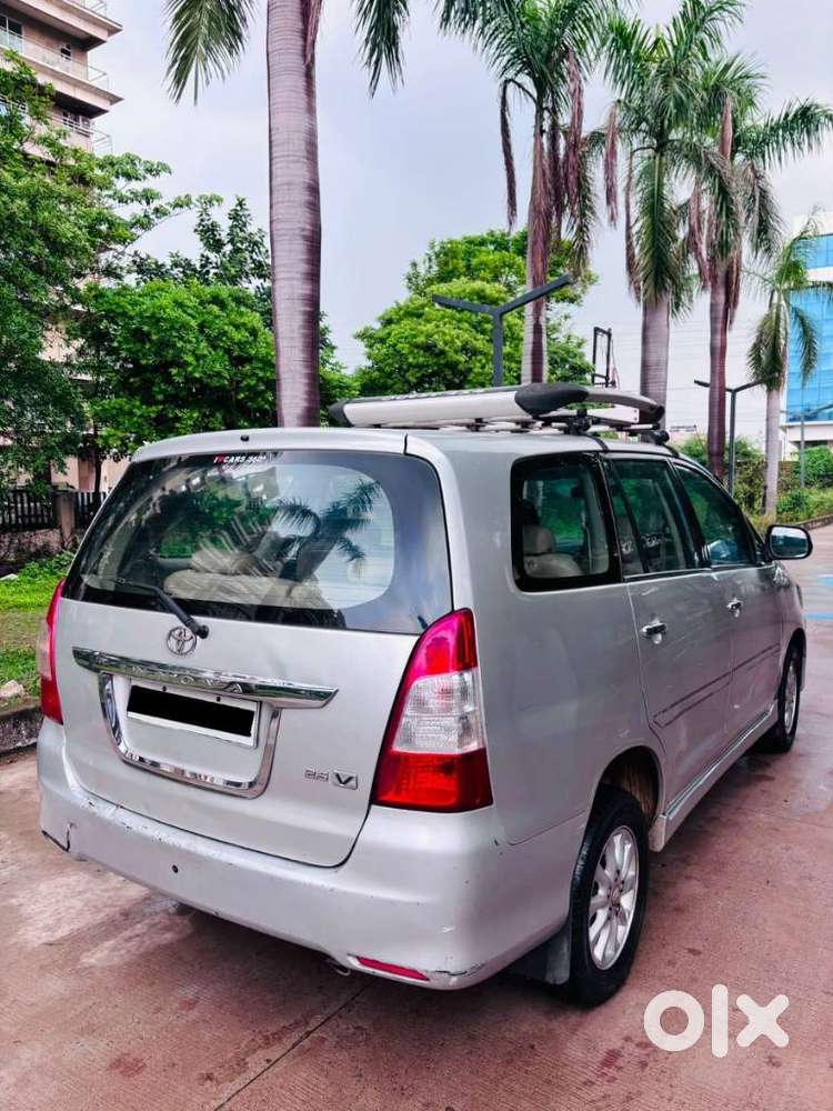 Toyota Innova 2.0 V, 2012, Diesel