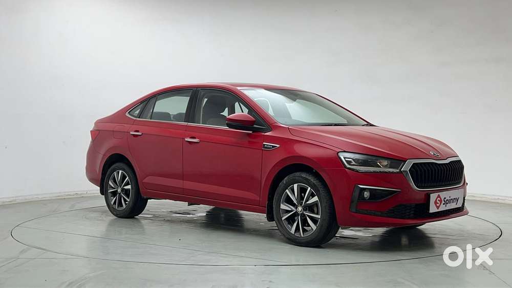 Skoda Slavia Style 1.0l Tsi At, 2022, Petrol