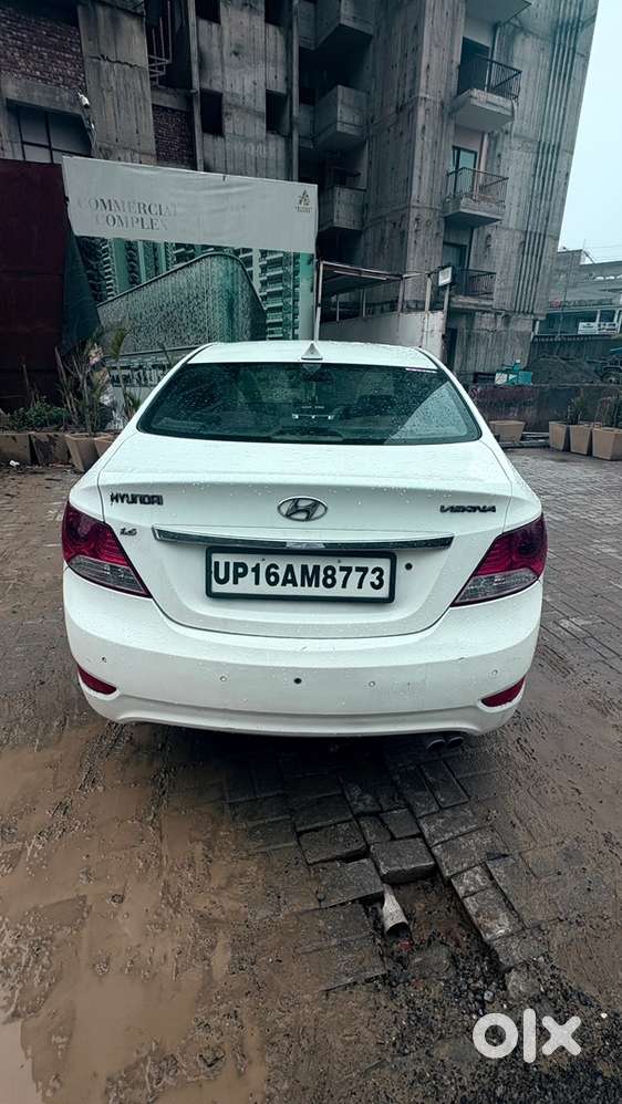 Hyundai Verna Petrol 2013