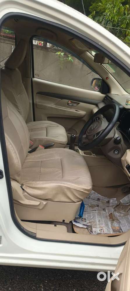 Maruti Suzuki Ertiga 2025 Cng & Hybrids 22000 Km Driven