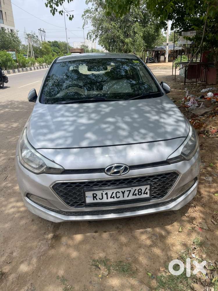Hyundai I20 Sportz Diesel 2015, New Tyres , Good Condition