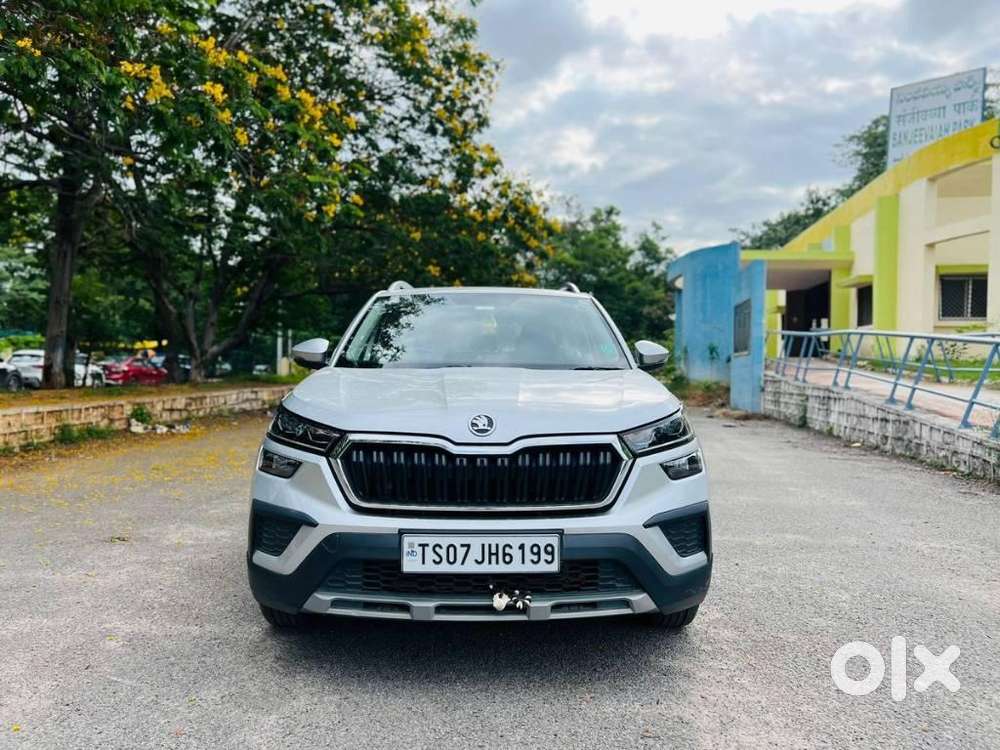 Skoda Kushaq Active 1.0 Tsi Mt, 2022, Petrol
