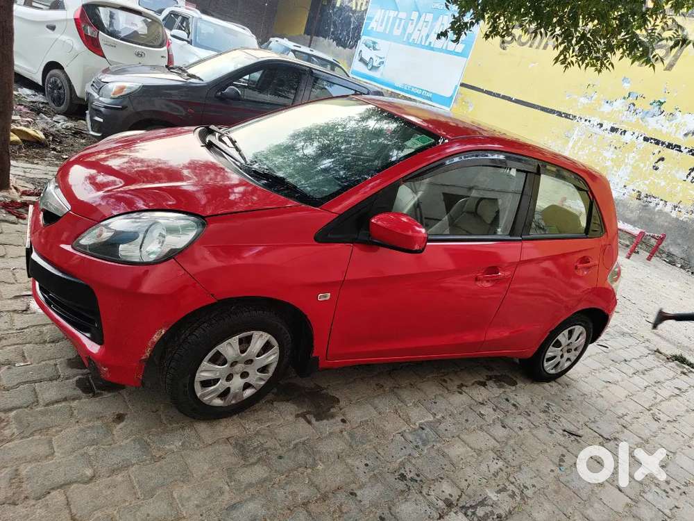 Honda Brio 2013 Petrol Well Maintained