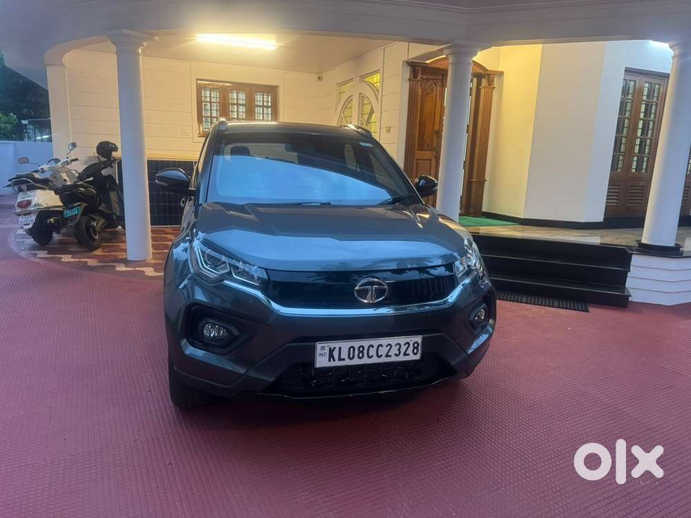 Tata Nexon Petrol 2024