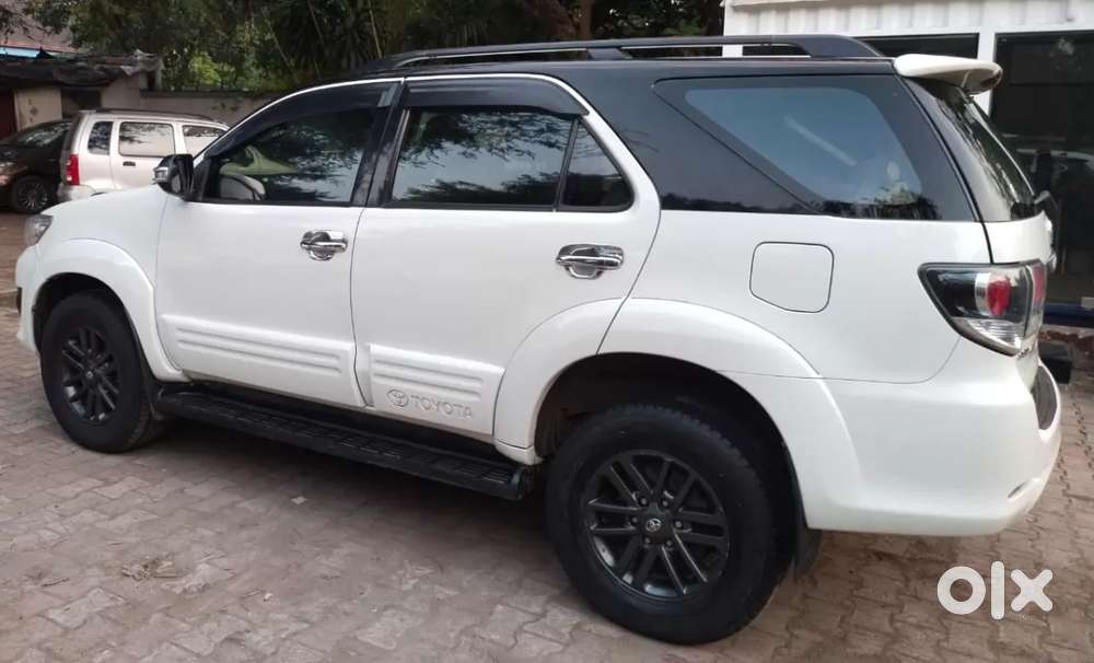 Toyota Fortuner 4x2 At, 2015, Diesel