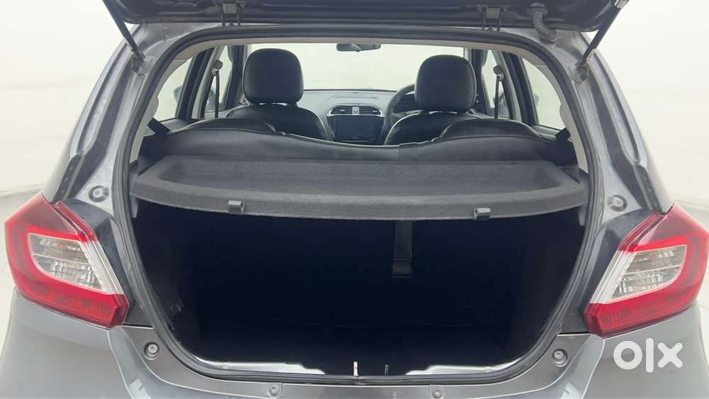 Tata Tiago 1.2 Revotron Xt Option, 2023, Petrol