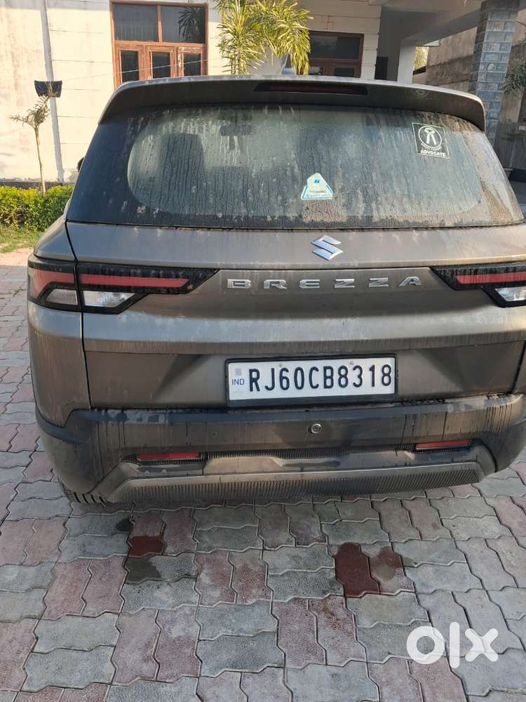 Maruti Suzuki Brezza 1.5 Lxi Smart Hybrid, 2024, Petrol
