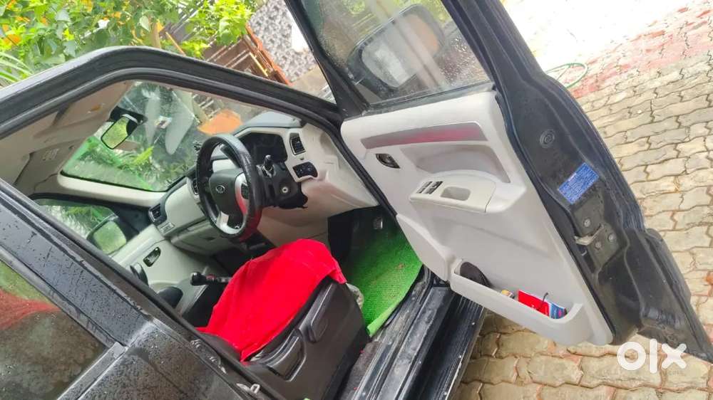 Mahindra Scorpio 2017 Model S10