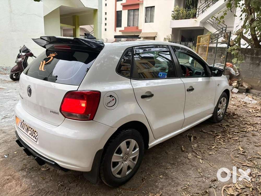 Volkswagen Petrol Manual 2010