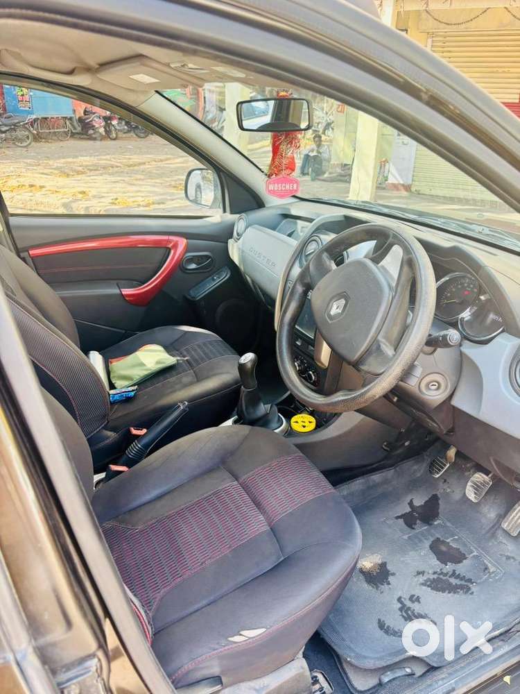 Renault Duster 85 Ps Rxs Mt Diesel-2018 Model