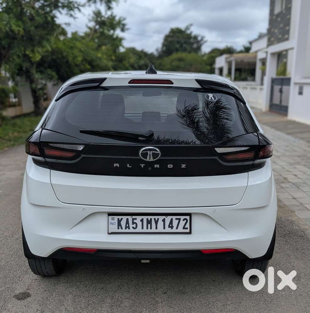 Tata Altroz Xz, 2025, Petrol
