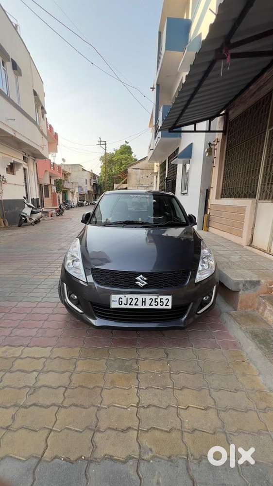 Maruti Suzuki Swift 2017 Petrol 150000 Km Driven