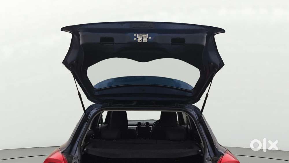Maruti Suzuki Swift Amt Zxi, 2021, Petrol