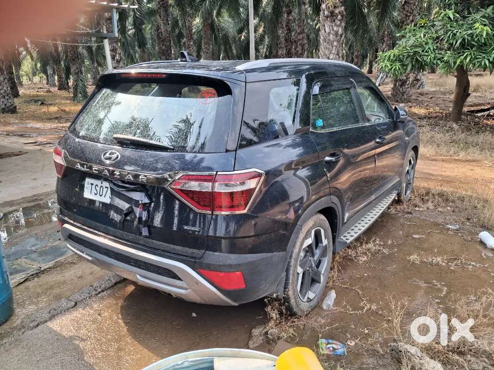 Hyundai Alcazar 2023 Diesel 35700 Km Driven