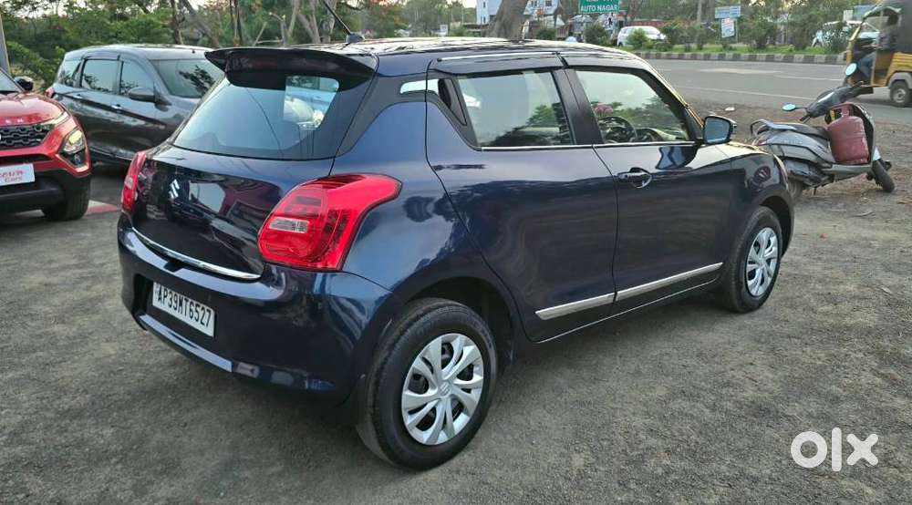 Maruti Suzuki Swift Vxi Optional, 2022, Petrol