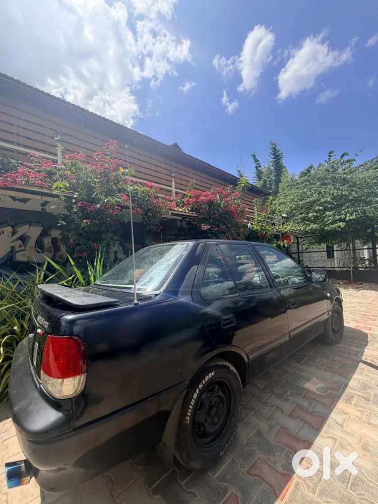 Maruti Suzuki Esteem Vxi 2005